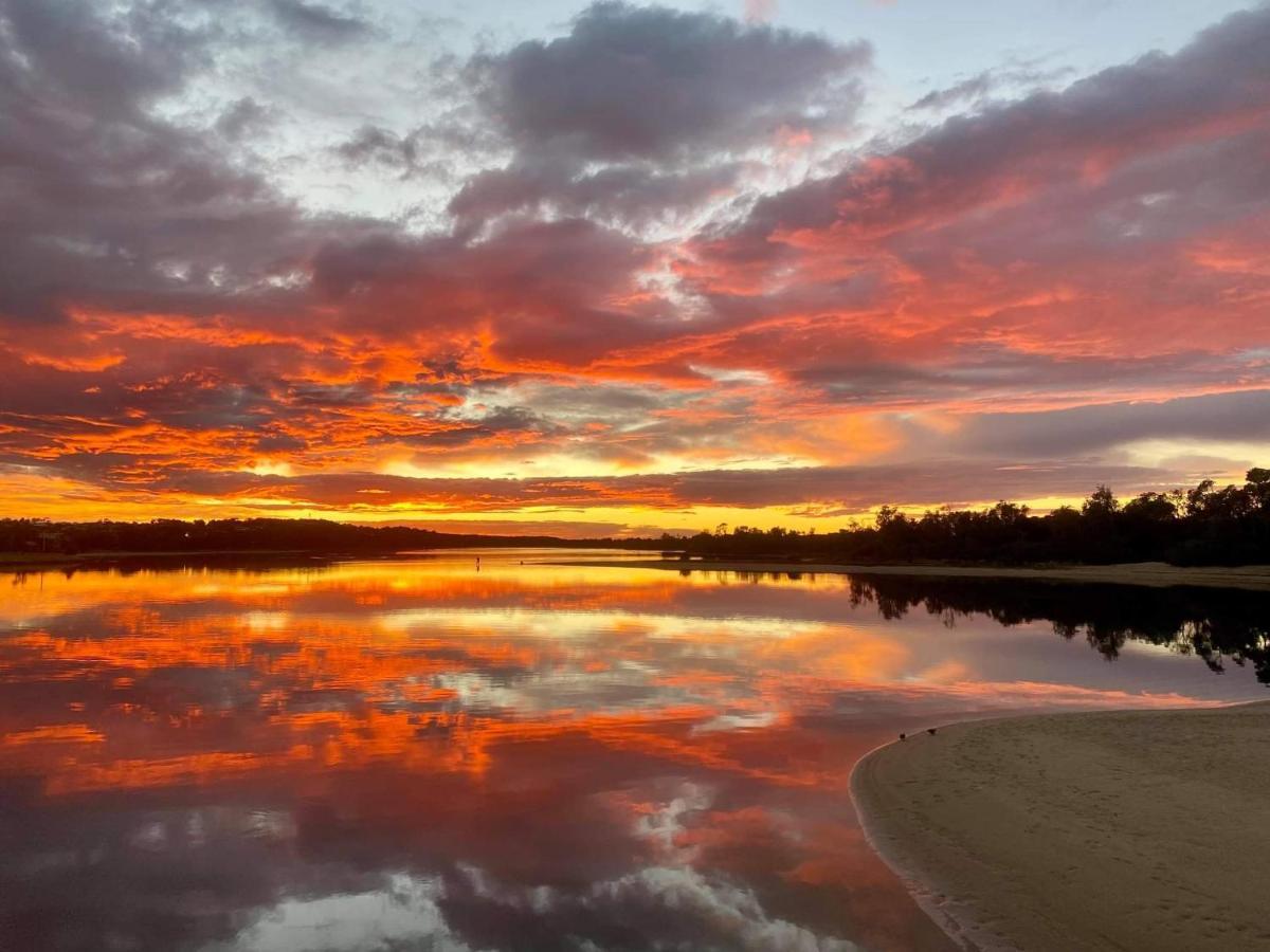 Sandbar Motel Lakes Entrance Exterior foto