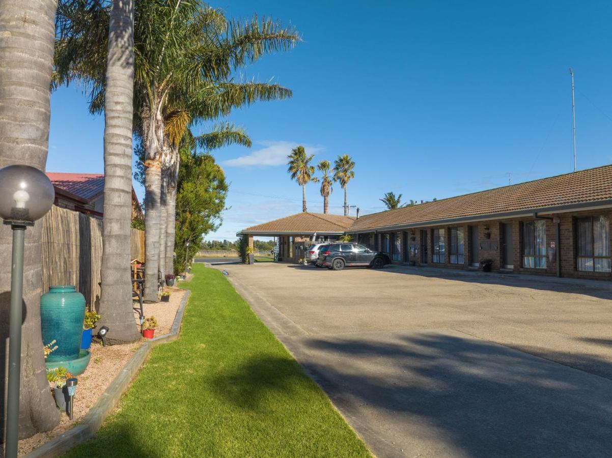 Sandbar Motel Lakes Entrance Exterior foto